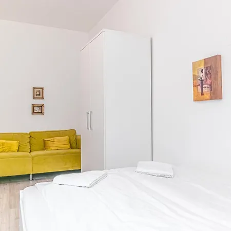 Stylish & Cost-effective 2br Ideal Extended *