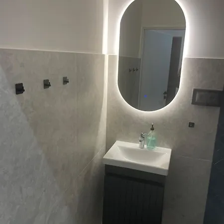 Discover With Comfort First Occupancy Apartment *