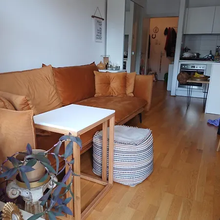 Cosy With Balcony Apartment Vienna