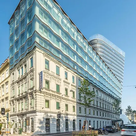 Отель Novotel 4*