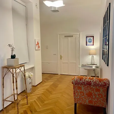 Apartment Charmante Innenstadtwohnung *