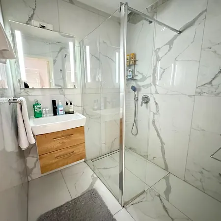 Home-feeling In Ottakring Appartement