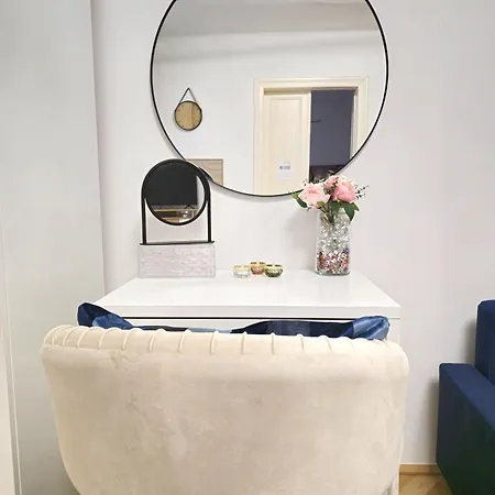 Apartment Near Schoenbrunn Palace *