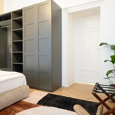 Apartment Elegant 2br Near Parliament, Self 24h Check-in