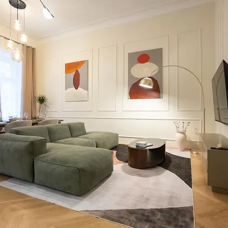Elegant 2br Near Parliament, Self 24h Check-in Vienna
