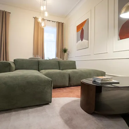 Elegant 2br Near Parliament, Self 24h Check-in * Vienna