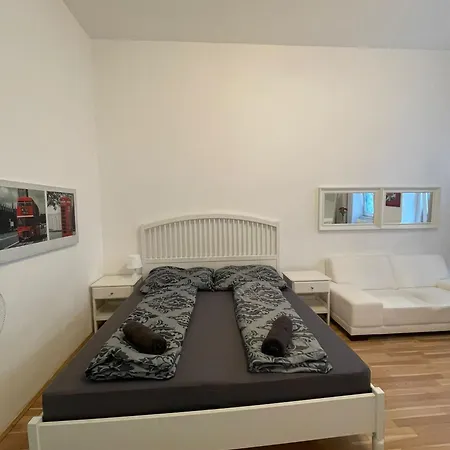 Stylish 1br With The Location Apartment *