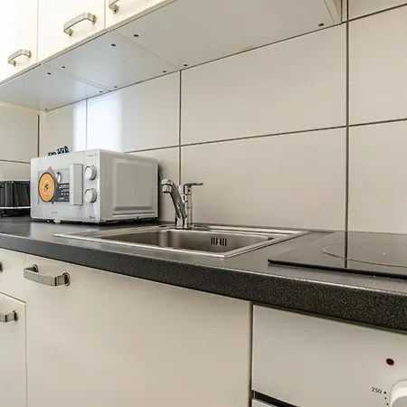 Charming 2br Aprtment Near Tourist Attractions