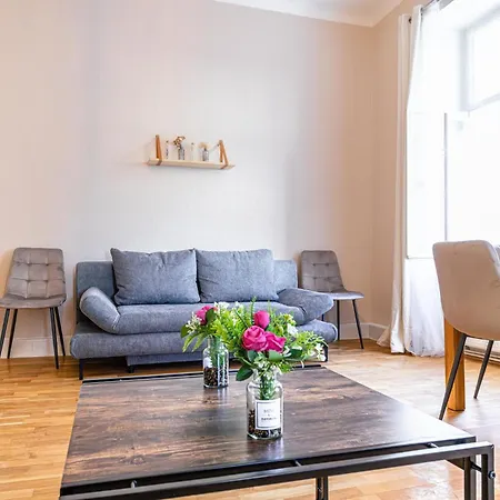 Charming 2br Aprtment Near Tourist Attractions Apartment *