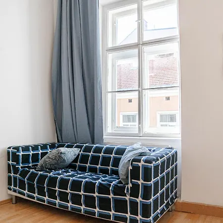 Apartment Belvedere 3br Shared - 12 Min From Center *