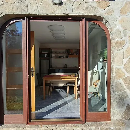Idyllische Im Wienerwald Apartment Vienna
