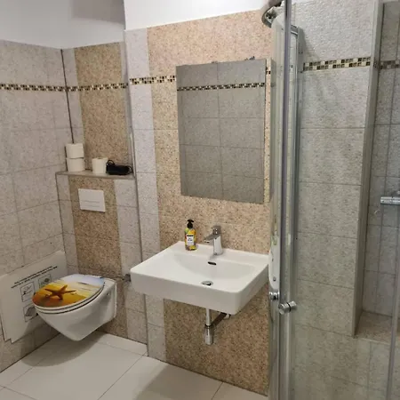 10 Minutes To S-bahn I Garden Option I Wifi Apartment *