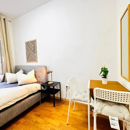 Apartment Stylish 4br 10 Min Transport To Stadthalle *