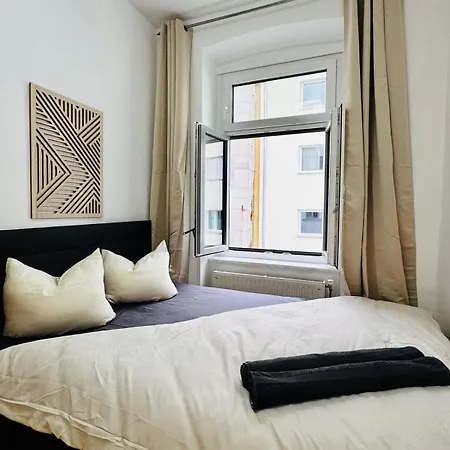 Apartment Stylish 4br 10 Min Transport To Stadthalle Vienna