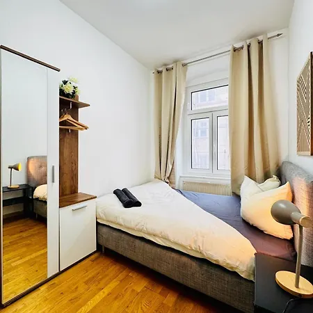 Stylish 4br 10 Min Transport To Stadthalle * Vienna