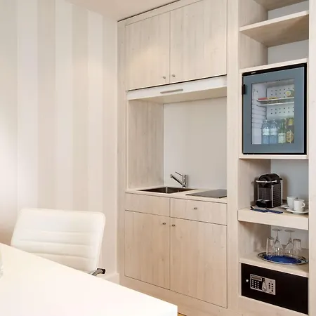 Otel Nh Collection Zentrum 4*