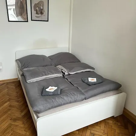 Bright & Cozy In Center 32 Apartment *