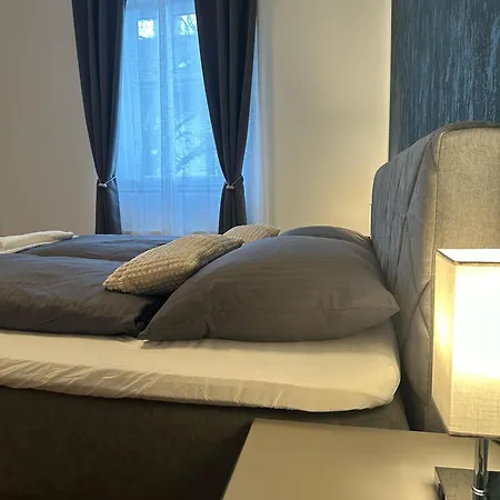 Sweet 1br & 1lr Stylish Apartment, Around Donaustadt * Vienna