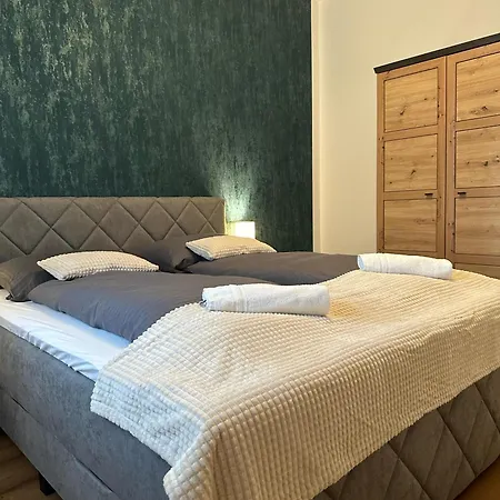 Apartment Sweet 1br & 1lr Stylish Apartment, Around Donaustadt *