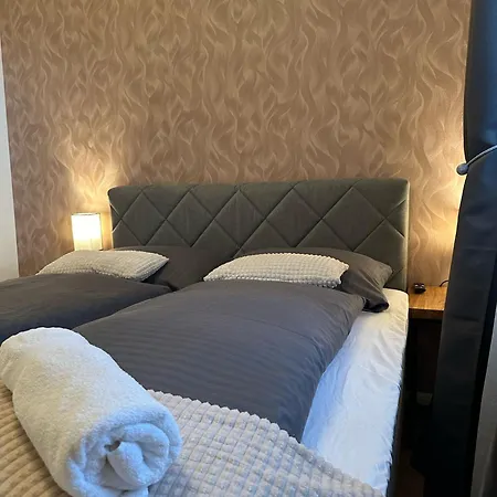 Sweet 1br & 1lr Stylish Apartment, Around Donaustadt