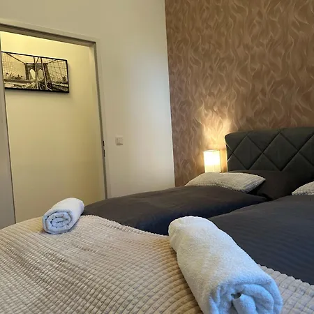 Sweet 1br & 1lr Stylish Apartment, Around Donaustadt Apartment Vienna