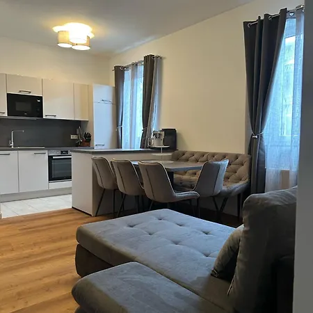 Sweet 1br & 1lr Stylish Apartment, Around Donaustadt Vienna