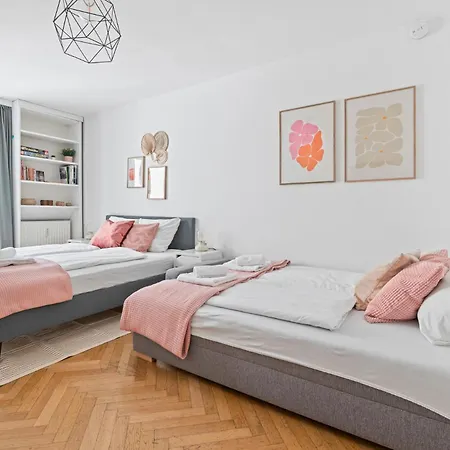 2 Bedroom In Neubau, 6 Min To Center Apartmán