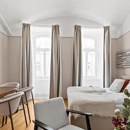 Neben Augarten I 5 Min To Metro I 10 Min To Apartment *