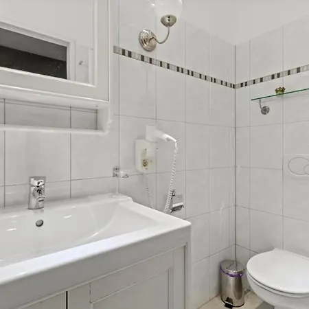 Apartment Neben Augarten I 5 Min To Metro I 10 Min To