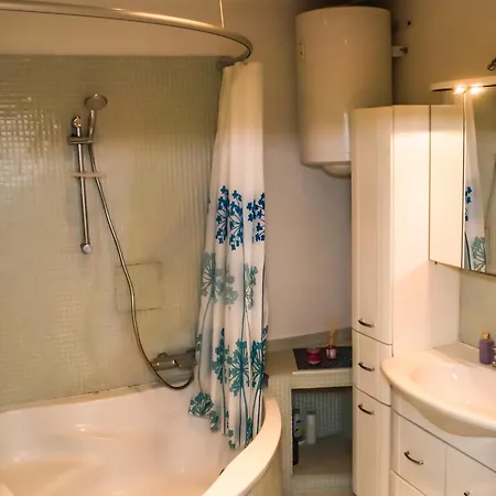 Apartment Spacious 5 Minutes To Wiener Stadthalle