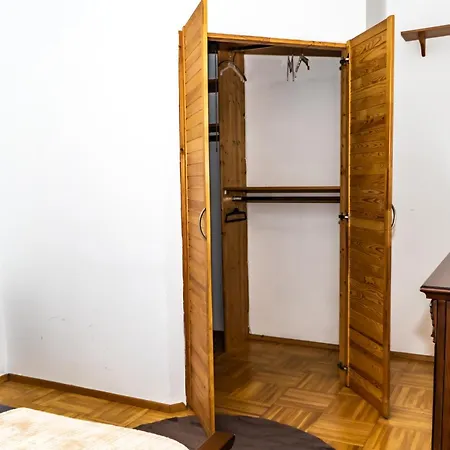 Apartment Spacious 5 Minutes To Wiener Stadthalle *