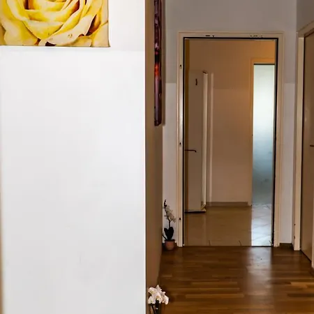 Spacious 5 Minutes To Wiener Stadthalle * Vienna