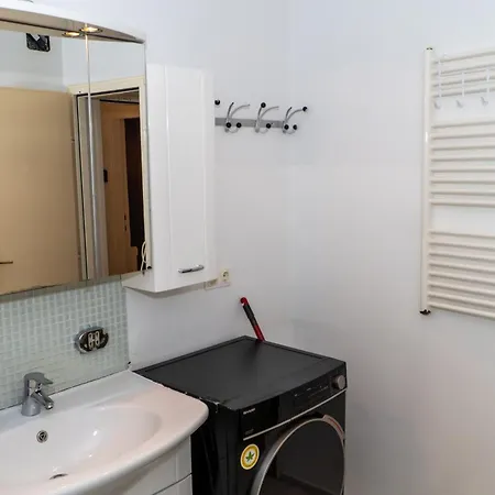Apartment Spacious 5 Minutes To Wiener Stadthalle