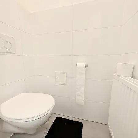 Apartment Charming At Maerzstrasse Close To Attractions Mz18 *