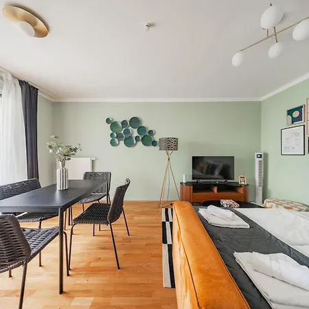 Modern Living Vienna, 15 Min To Center * ウィーン