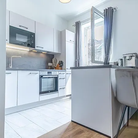 Apartmán Sweet 2br & 1lr Apartment, Around Donaustadt Vídeň