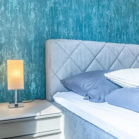 Sweet 2br & 1lr Apartment, Around Donaustadt *