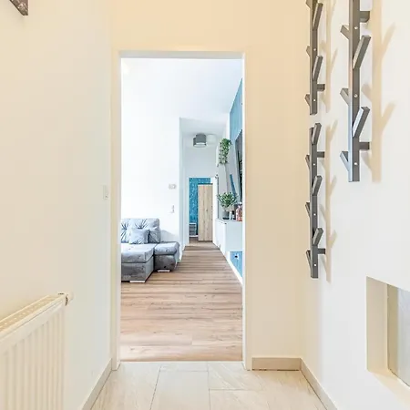 Sweet 2br & 1lr Apartment, Around Donaustadt Apartment Vienna