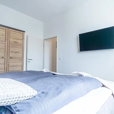 Sweet 2br & 1lr Apartment, Around Donaustadt Vienna