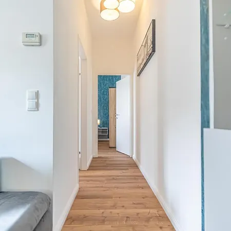 Sweet 2br & 1lr Apartment, Around Donaustadt