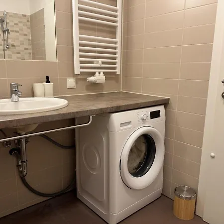 2br, Balcony, Central, Danube, U6 & S-bahn - Axara Housing Brn 22 Apartment *