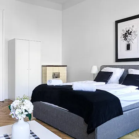 Apartamento Prime Location Chic Apt, Near Akh Hospital