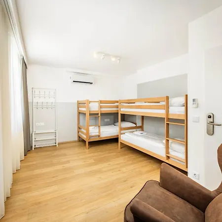 Hotel Jimmys Xxl