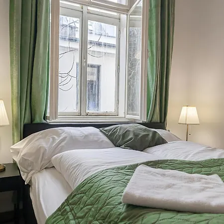 Very 4br Shared Ideal For Longstays, For 10p