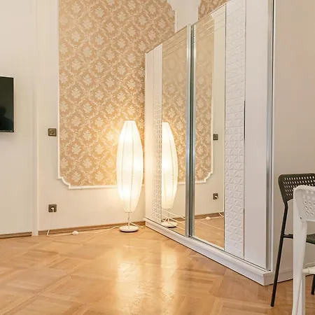Very 4br Shared Ideal For Longstays, For 10p Apartment Vienna