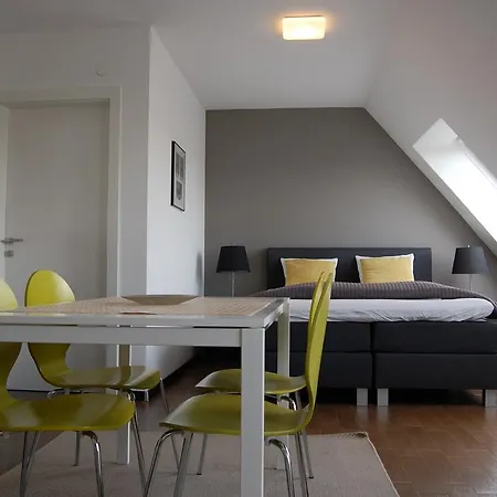Kunsthaus Apartment *