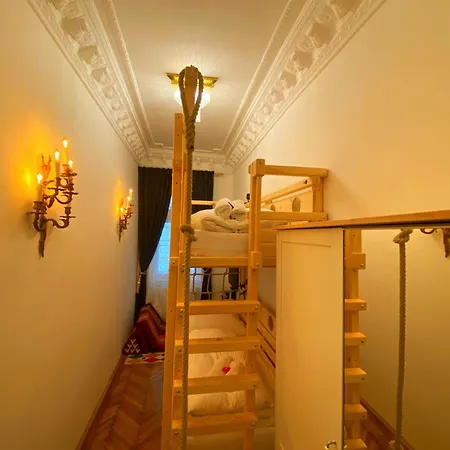 Apartment 7th Heaven Center *