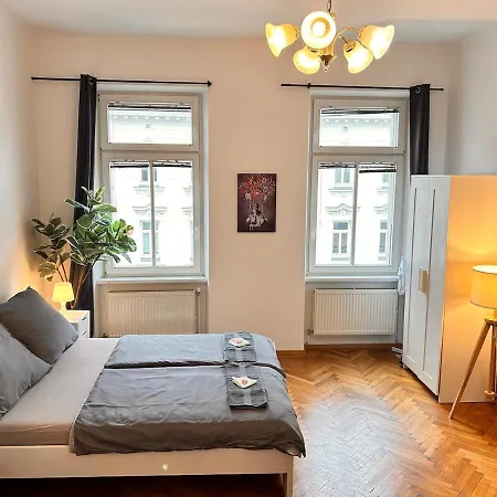 Apartment Charming Loft For 4 Guests In 20