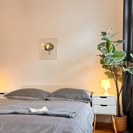 Charming Loft For 4 Guests In 20 *