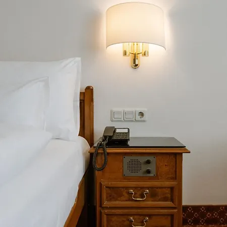 Hotel City Central 4*